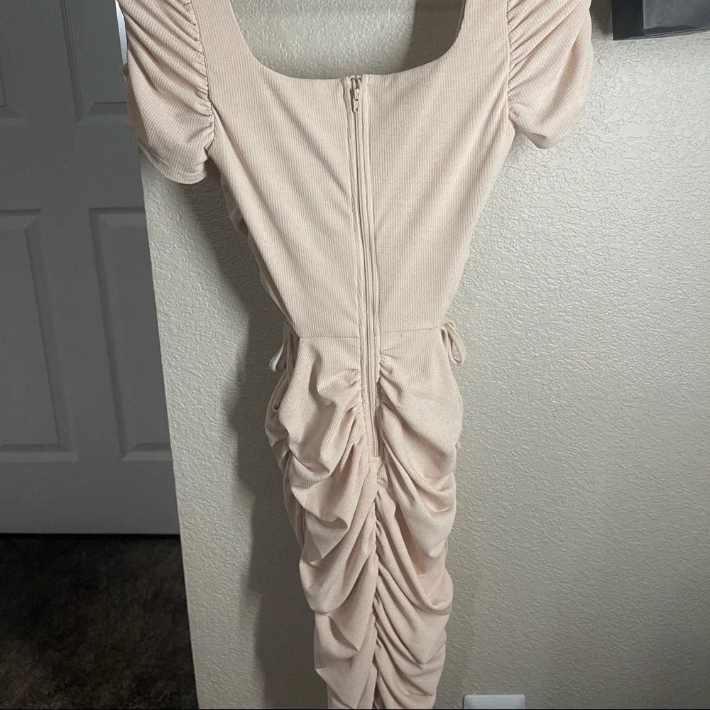 Dress - Picture 2 of 2